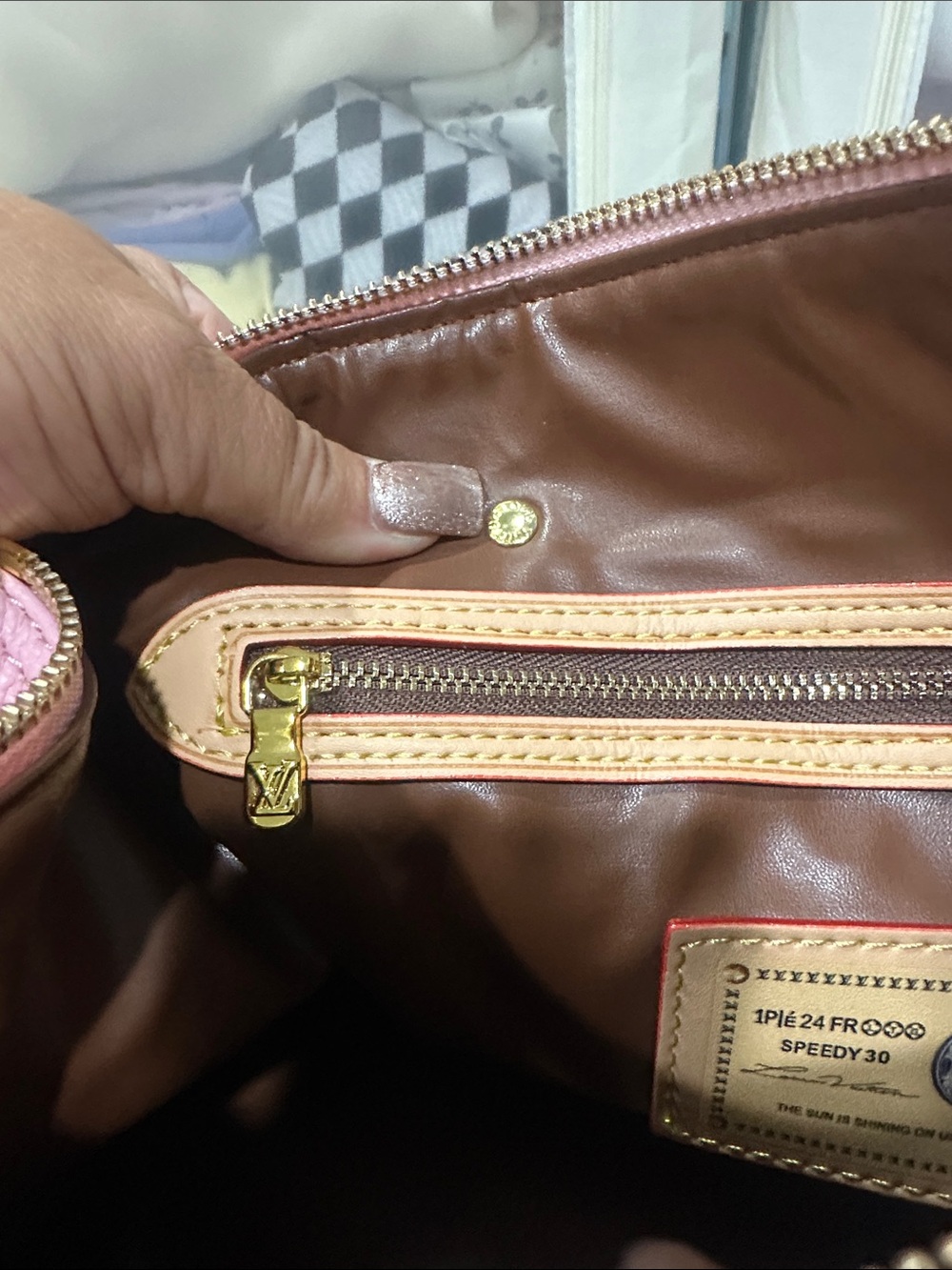 UNBRANDED Baby Pink Monogram size 30 Handbag. It’s beautiful - Picture 9 of 15